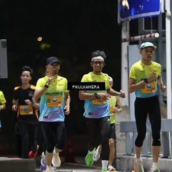 Runner Photo 7084759