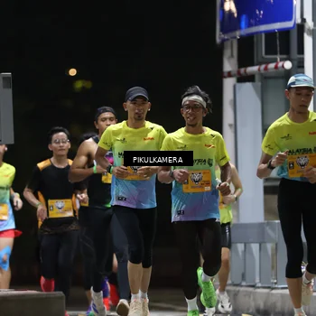 Runner Photo 7084761
