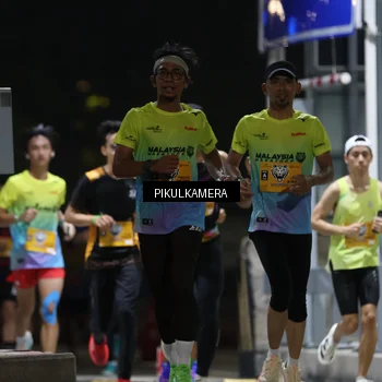 Runner Photo 7084762