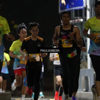Runner Photo 7084770