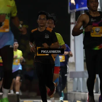 Runner Photo 7084771
