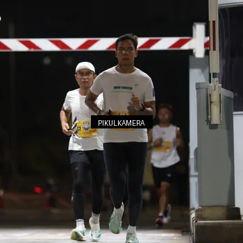 Runner Photo 7084798