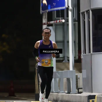 Runner Photo 7084808