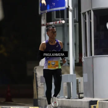 Runner Photo 7084820