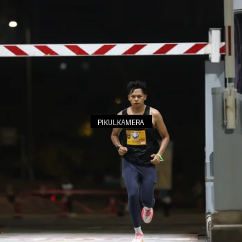 Runner Photo 7084822