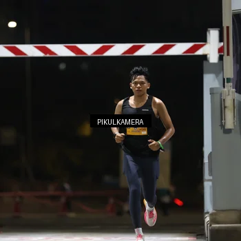 Runner Photo 7084824