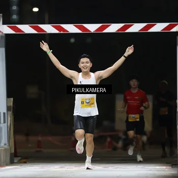 Runner Photo 7084840