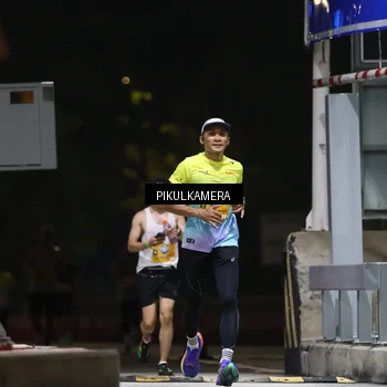 Runner Photo 7084851