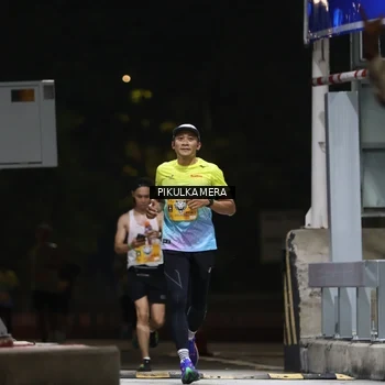 Runner Photo 7084858