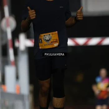 Runner Photo 7084870