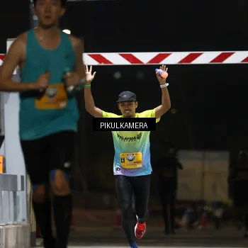 Runner Photo 7084899