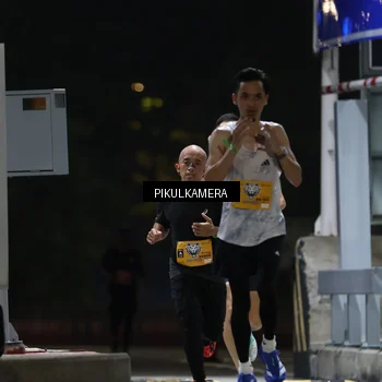 Runner Photo 7084921
