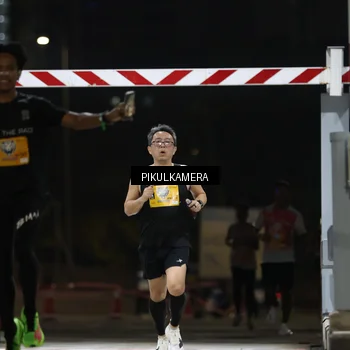 Runner Photo 7084931