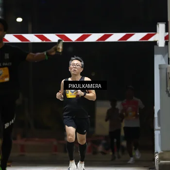 Runner Photo 7084932