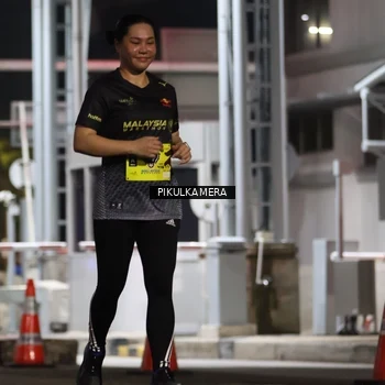 Runner Photo 7084943