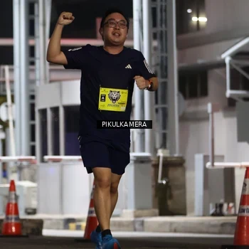Runner Photo 7084944