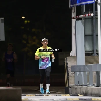 Runner Photo 7084972