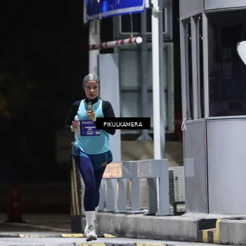 Runner Photo 7084981