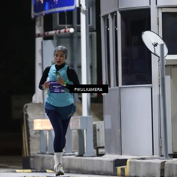 Runner Photo 7084986