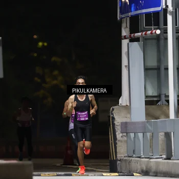 Runner Photo 7084992