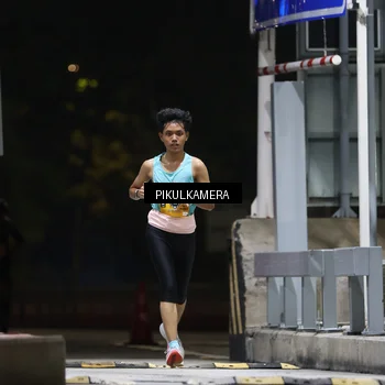 Runner Photo 7085020