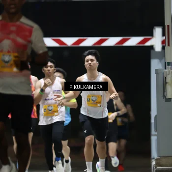 Runner Photo 7085086