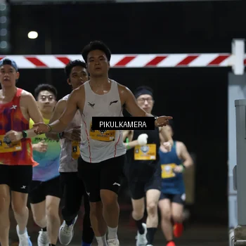 Runner Photo 7085090