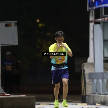 Runner Photo 7085127