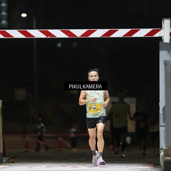 Runner Photo 7085136