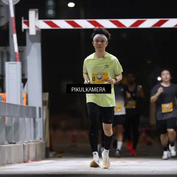 Runner Photo 7085140