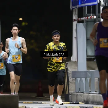 Runner Photo 7085152