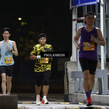 Runner Photo 7085153