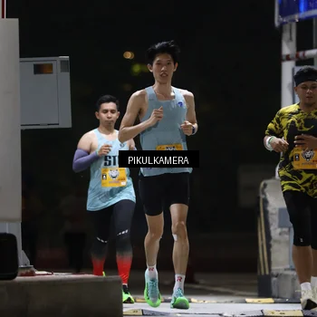 Runner Photo 7085154