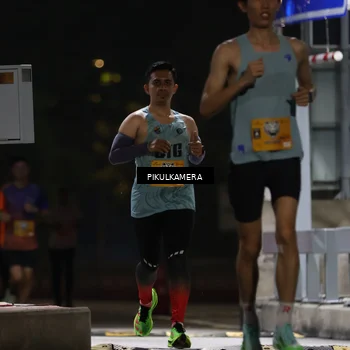 Runner Photo 7085162