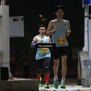 Runner Photo 7085163