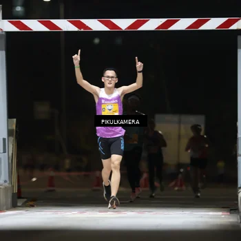 Runner Photo 7085171