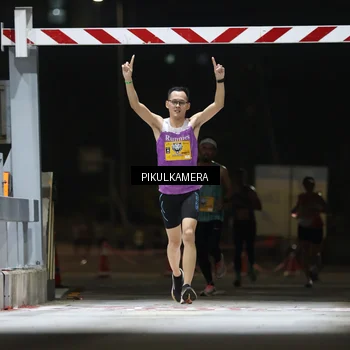 Runner Photo 7085172