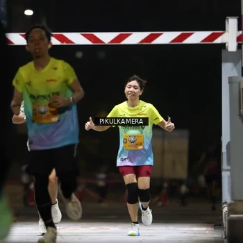 Runner Photo 7085213