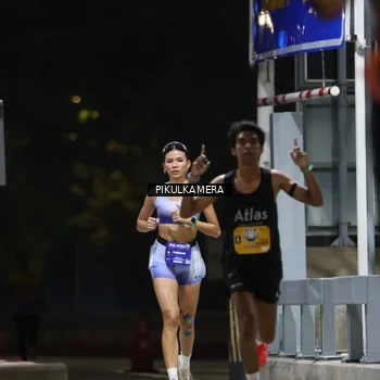 Runner Photo 7085218