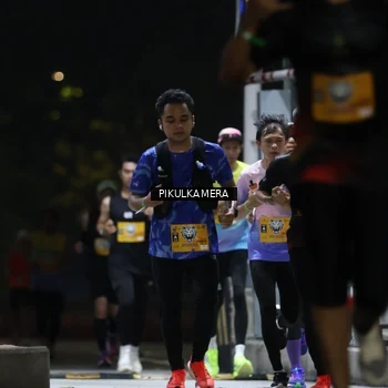 Runner Photo 7085261