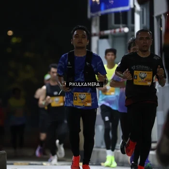 Runner Photo 7085264