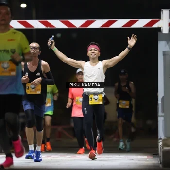 Runner Photo 7085271