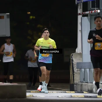 Runner Photo 7085297