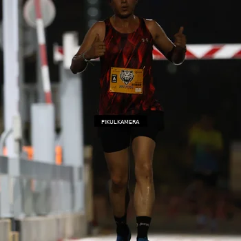 Runner Photo 7085310