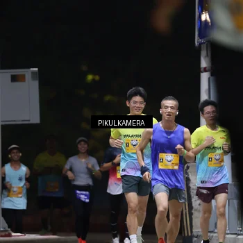 Runner Photo 7085330