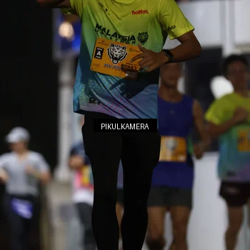 Runner Photo 7085373