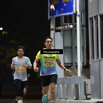Runner Photo 7085383
