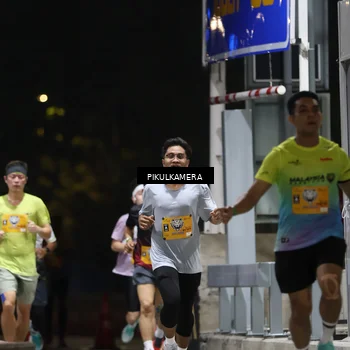 Runner Photo 7085384