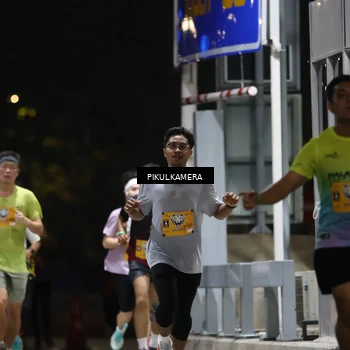 Runner Photo 7085389