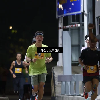 Runner Photo 7085401